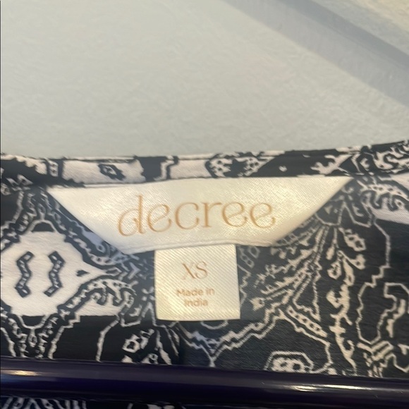 Black and White Patterned Women's shorts romper - Picture 2 of 2